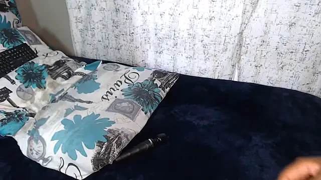 Lunalee online show from 01/07/26, 06:49