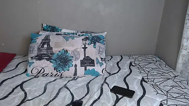 Lunalee online show from 01/18/26, 12:36