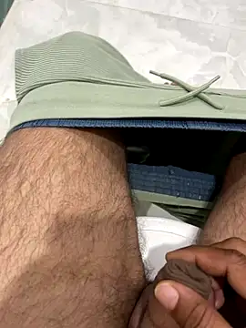 Snapshot of Desiandaj chatting on 10/26/25, 01:55 Desiandaj online show from 10/26/25, 01:55