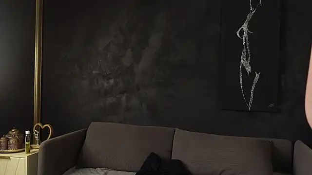 PeachyPixiee online show from 03/30/26, 05:41