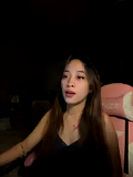 Snapshot of Yummiiieee28 chatting on 11/07/25, 10:26 Yummiiieee28 online show from 11/07/25, 10:26