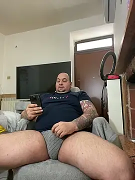 Roma84000 online show from 04/17/26, 03:37