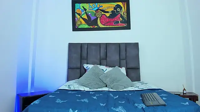 Snapshot of wyatt_3 chatting on 11/15/25, 12:13 wyatt 3 online show from 11/15/25, 12:13