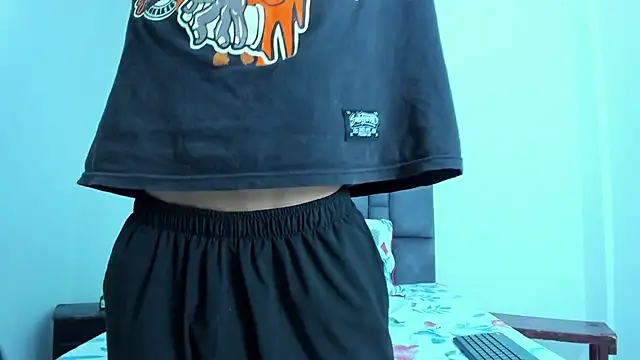 Snapshot of wyatt_3 chatting on 11/18/25, 11:25 wyatt 3 online show from 11/18/25, 11:25