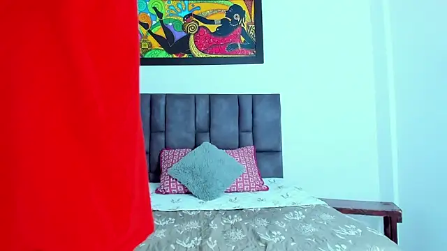 Snapshot of wyatt_3 chatting on 11/23/25, 12:05 wyatt 3 online show from 11/23/25, 12:05