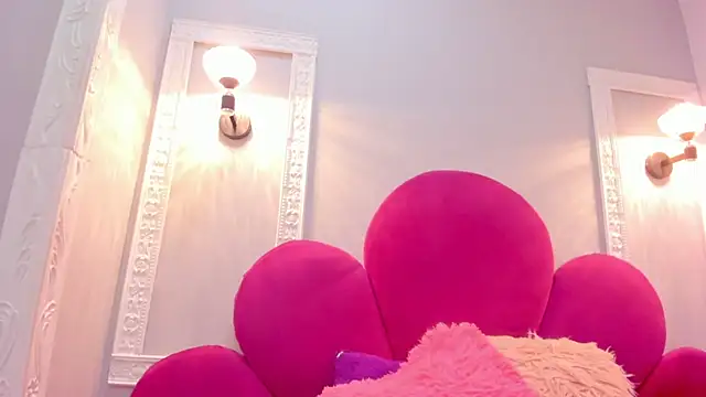 Saammy 17 online show from 10/29/25, 08:32