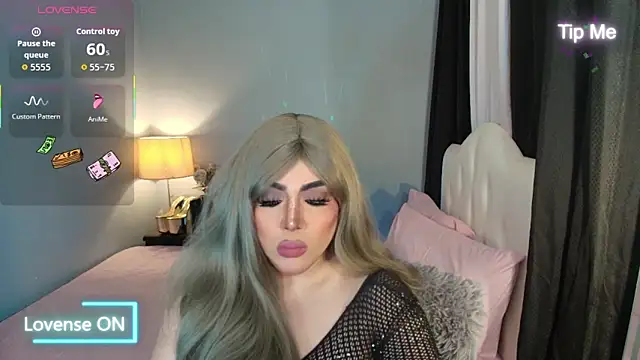 Unforgettable Maria online show from 12/18/25, 03:12