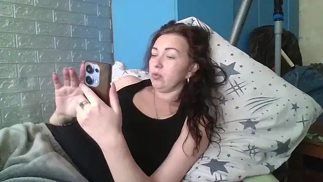 DanaNeon online show from 04/16/26, 08:37