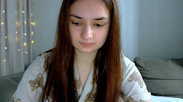 Lelia Vibe online show from 10/30/25, 04:14