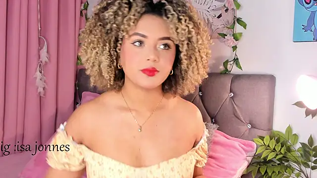 isajonnes18 online show from 02/08/26, 10:02