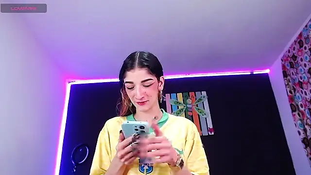 ingrid zese  online show from 10/09/25, 02:59