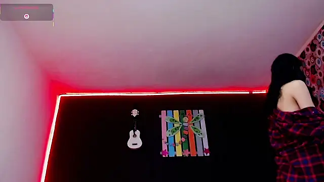 ingrid zese  online show from 10/21/25, 06:08