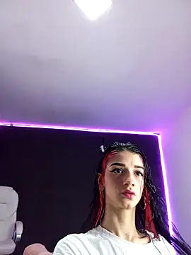 ingrid zese  online show from 12/05/25, 04:47