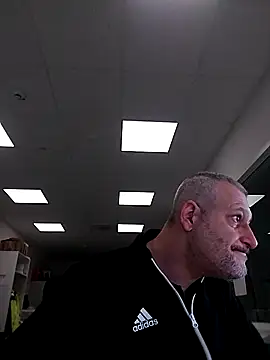 Hisnimin online show from 02/07/26, 12:03