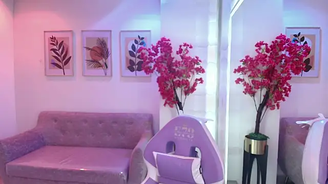 Anie johnson online show from 06/01/26, 07:04