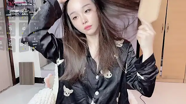 Y2Luvk online show from 11/02/25, 09:28