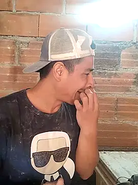 hoteder online show from 03/22/26, 03:04