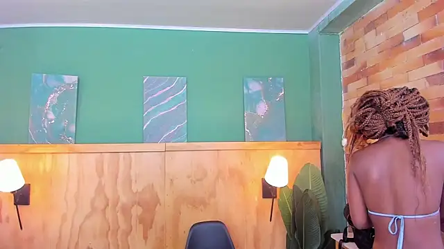 halleylorens online show from 04/02/26, 12:25