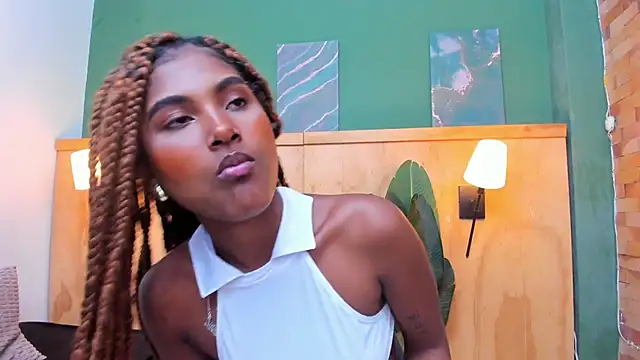 halleylorens online show from 04/13/26, 06:13