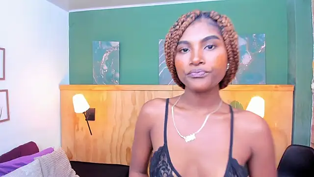 halleylorens online show from 04/15/26, 04:25