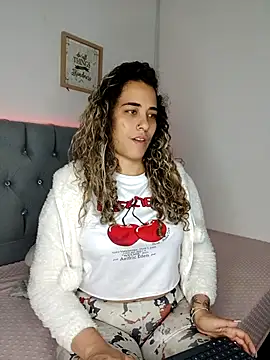 Snapshot of Miss-Melina chatting on 10/18/25, 09:59 Miss-Melina online show from 10/18/25, 09:59
