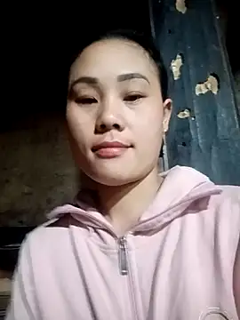 Snapshot of Ruaiuoi chatting on 02/10/26, 10:14 Ruaiuoi online show from 02/10/26, 10:14