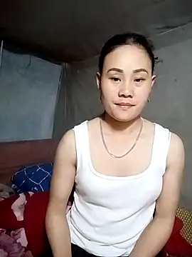 Snapshot of Ruaiuoi chatting on 02/27/26, 12:05 Ruaiuoi online show from 02/27/26, 12:05