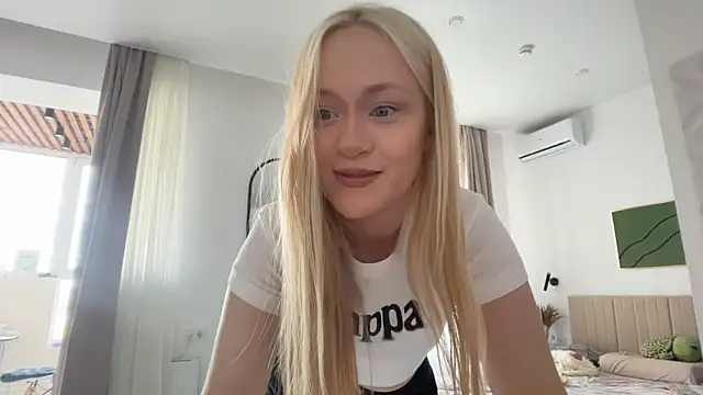 HeyMonkey  online show from 04/09/26, 02:22