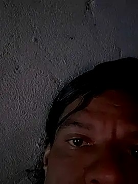 Snapshot of PAROQUI chatting on 06/06/26, 10:36 PAROQUI online show from 06/06/26, 10:36