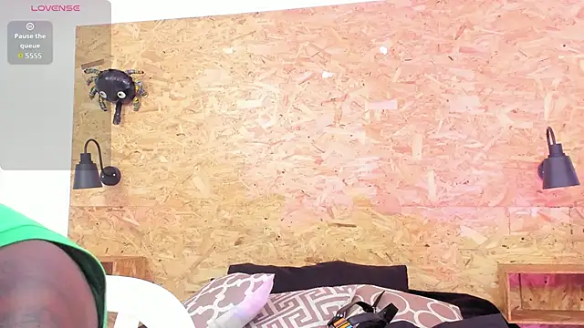 santiblack7 online show from 11/13/25, 01:37