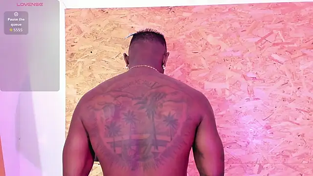 santiblack7 online show from 11/26/25, 02:01