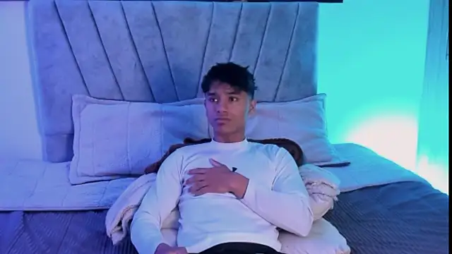 ZYZZ1312 online show from 10/17/25, 05:48