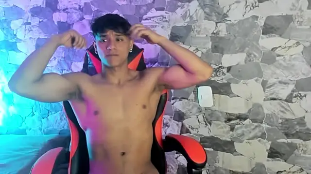 ZYZZ1312 online show from 04/21/26, 04:41