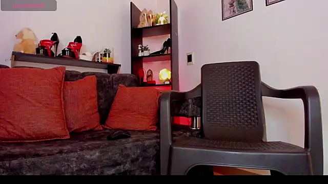 valery 14  online show from 04/23/26, 07:05