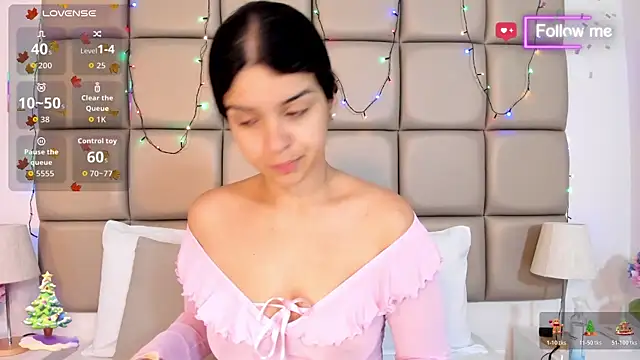 MiaMillers1 online show from 12/18/25, 11:16