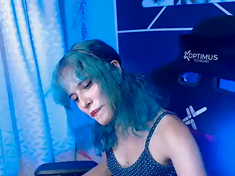 Snapshot of LITTLENAMI_ chatting on 10/02/25, 12:50 LITTLENAMI  online show from 10/02/25, 12:50