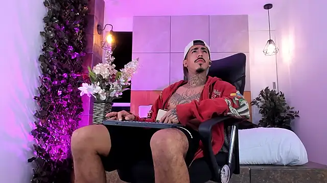 Donovan Desmond online show from 03/11/26, 04:07