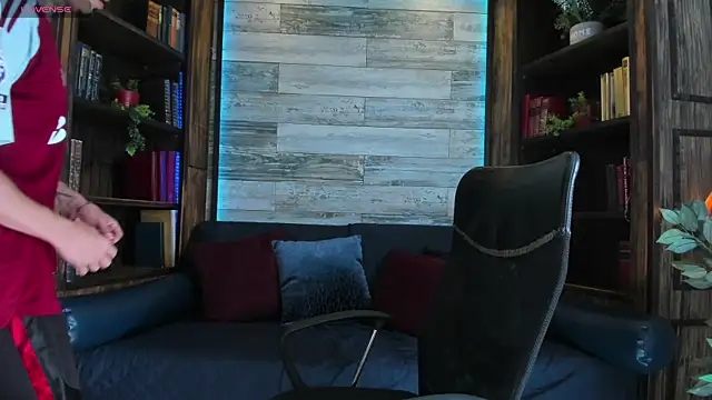 Donovan Desmond online show from 04/22/26, 07:48