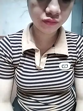 Mie rose online show from 04/07/26, 12:22