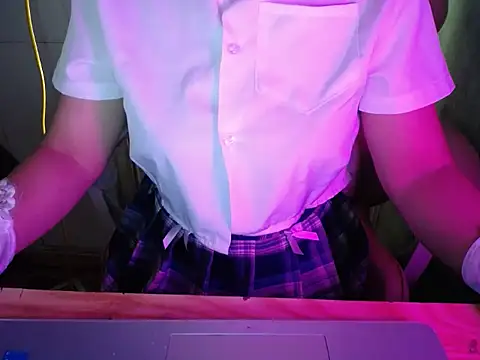 Snapshot of ahoa_Tk chatting on 09/26/25, 01:09 ahoa Tk online show from 09/26/25, 01:09