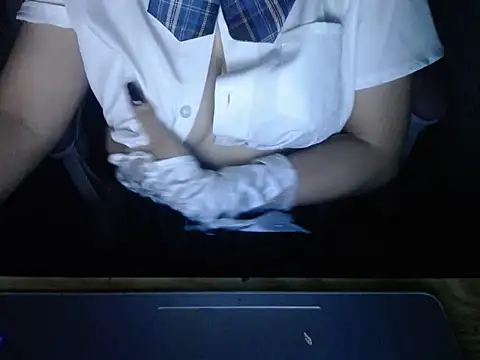 Snapshot of ahoa_Tk chatting on 09/28/25, 07:52 ahoa Tk online show from 09/28/25, 07:52