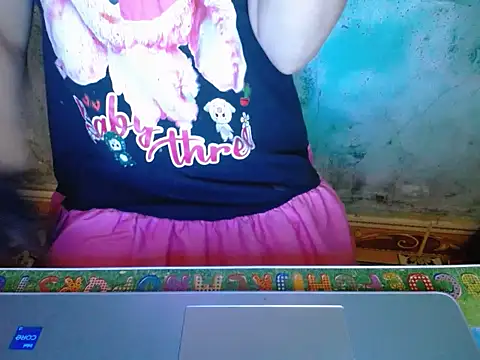 Snapshot of ahoa_Tk chatting on 10/23/25, 09:13 ahoa Tk online show from 10/23/25, 09:13