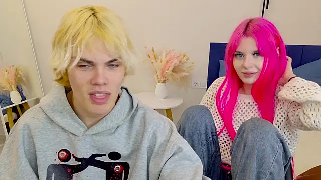 Bonnie And C1yde online show from 10/04/25, 05:11