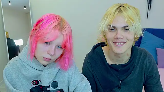 Bonnie And C1yde online show from 10/15/25, 05:02