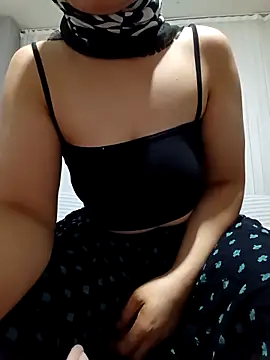 ezgi2545 online show from 02/04/26, 06:25