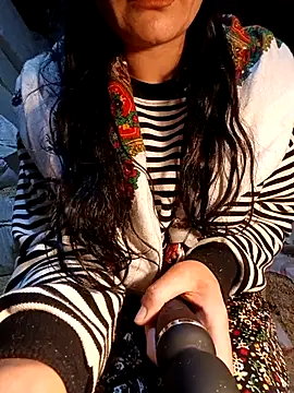 ezgi2545 online show from 04/17/26, 10:35