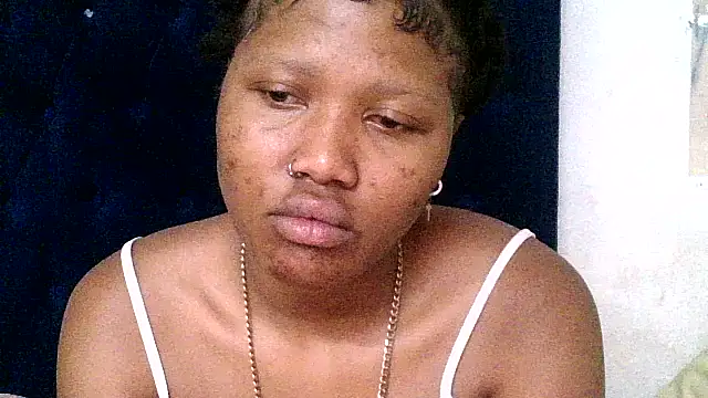 BUNNYCHOWX28 online show from 04/23/26, 05:26