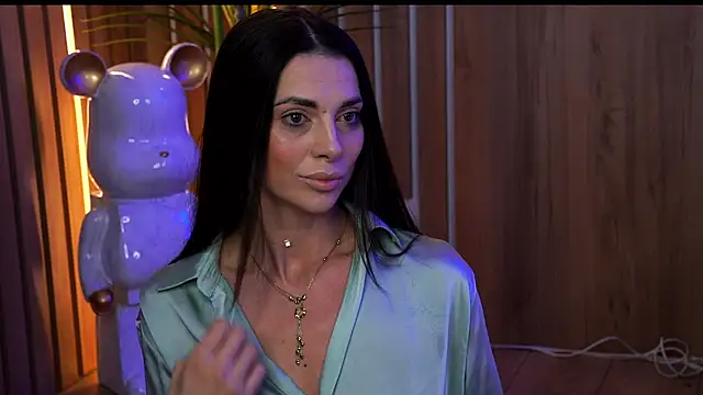 EllyLynn online show from 04/21/26, 06:34