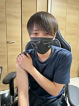 Snapshot of jiji9253 chatting on 06/17/26, 02:40 jiji9253 online show from 06/17/26, 02:40