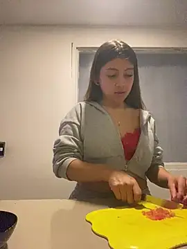 Sara-cooper2 online show from 04/19/26, 07:16